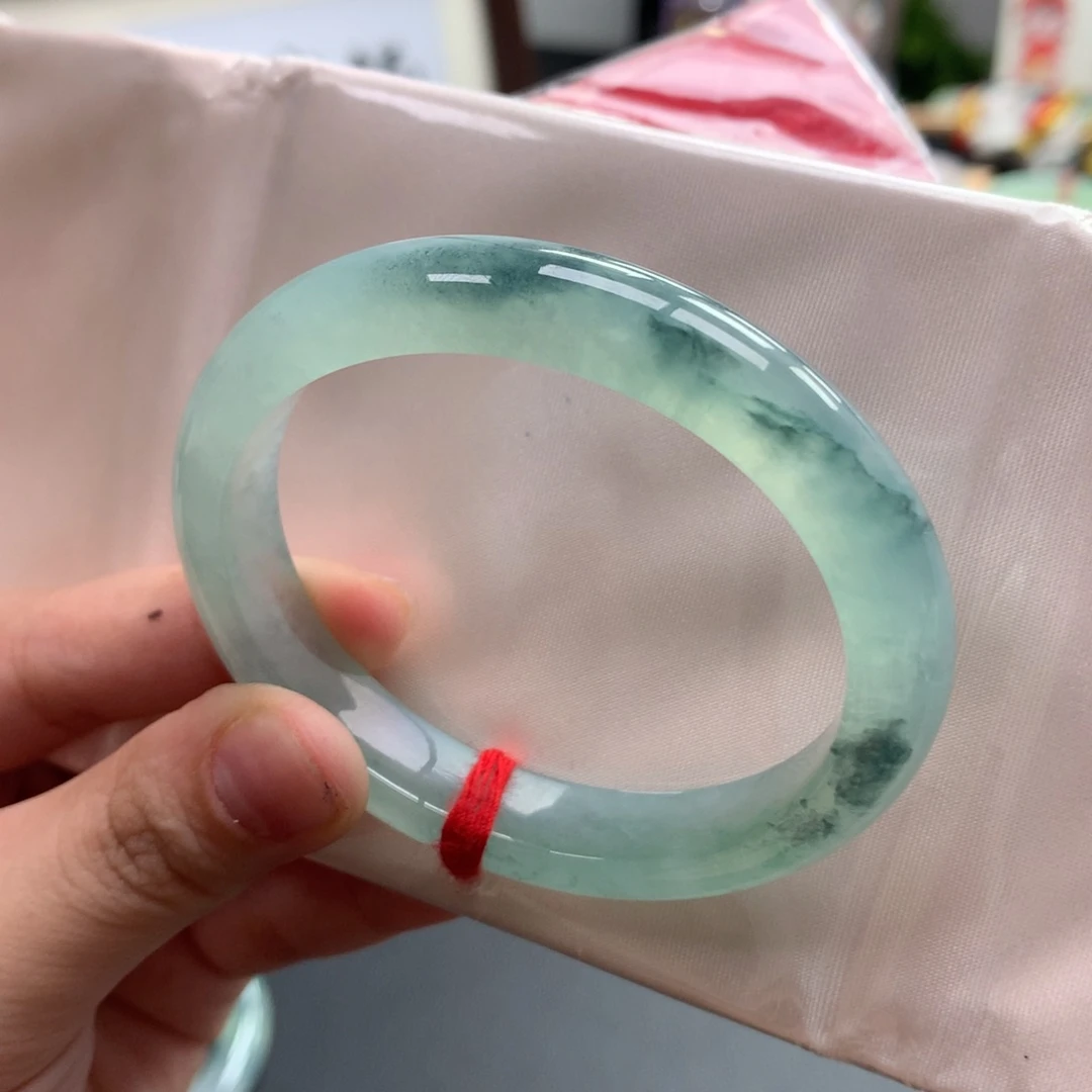 翡翠未镶嵌手镯18号贵妃