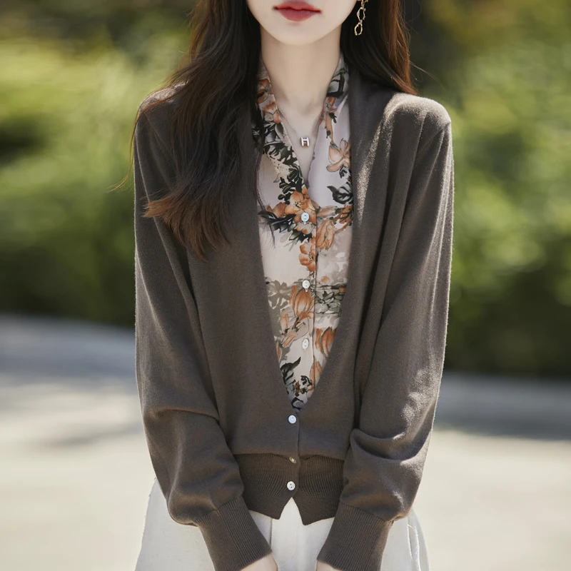 哥弟阿玛施正品新款女士秋季羊毛国风水墨假两件毛针织衫百搭爆款