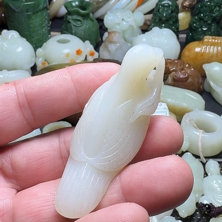 和田玉未镶嵌挂件