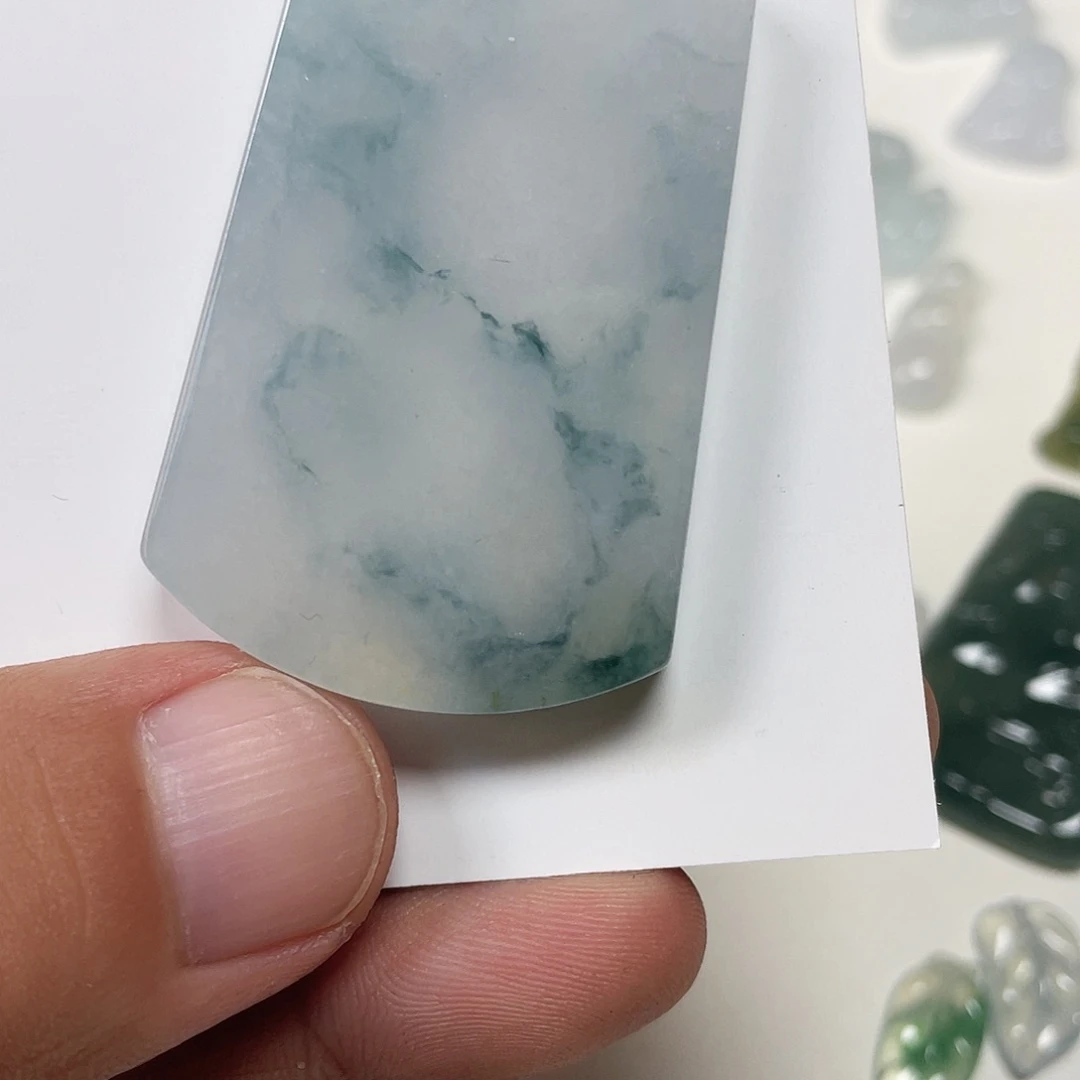 翡翠未镶嵌颈饰翡翠无事牌