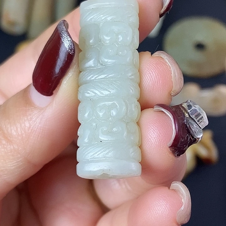 和田玉（糖玉）挂件未镶嵌