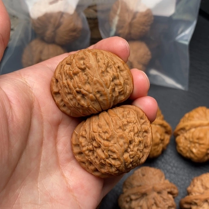 吊坠文玩核桃全品38球白