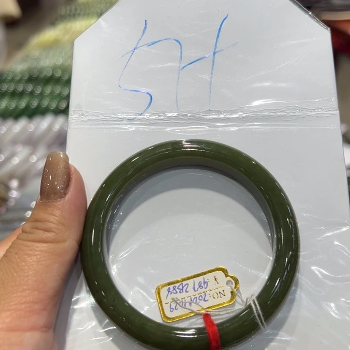 和田玉未镶嵌珠宝半成品