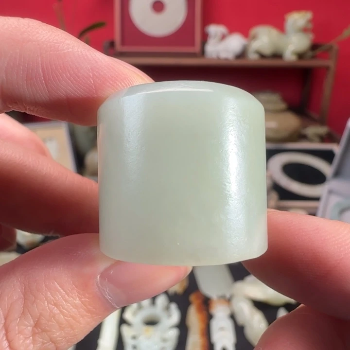 和田玉挂件未镶嵌玉扳指