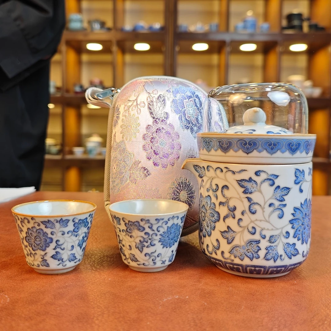 青花缠枝莲旅行茶具1272