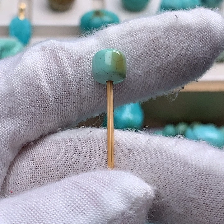 绿松石未镶嵌珠宝奇石直径8*7精品老型珠