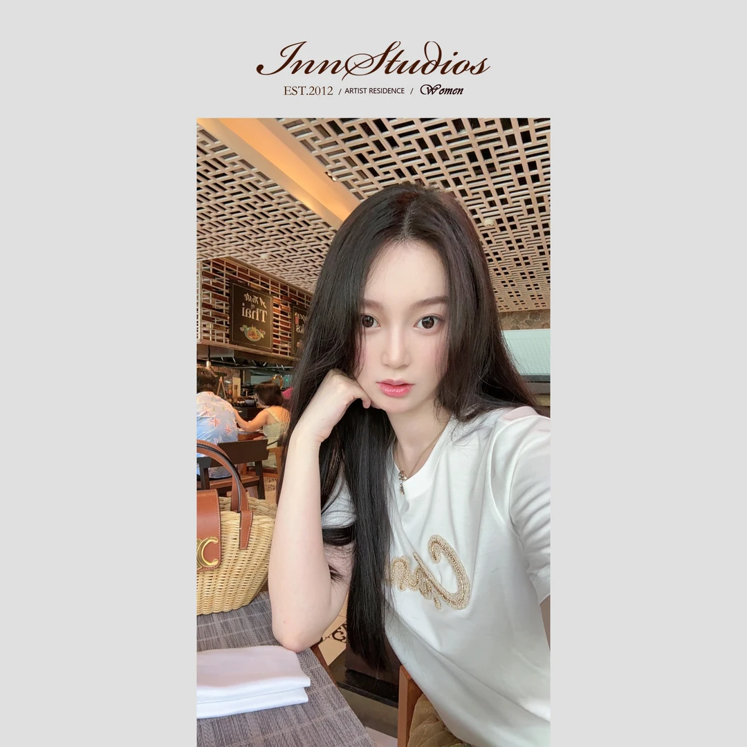 Innstudios 金刺绣字母短袖T恤