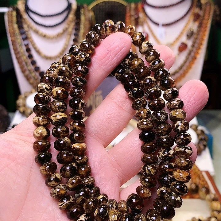 琥珀未镶嵌裸石9+熊猫花38