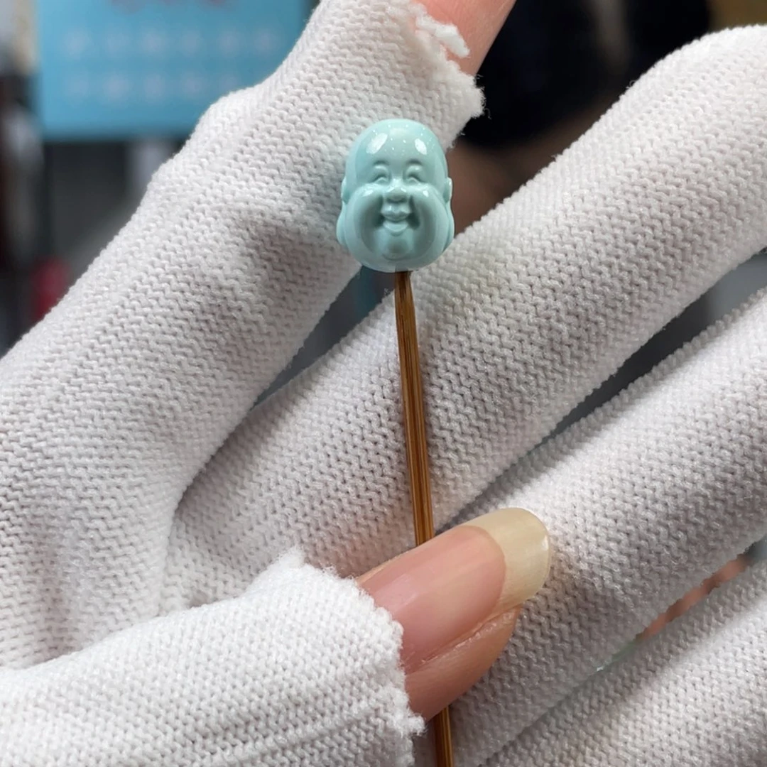 绿松石未镶嵌挂件