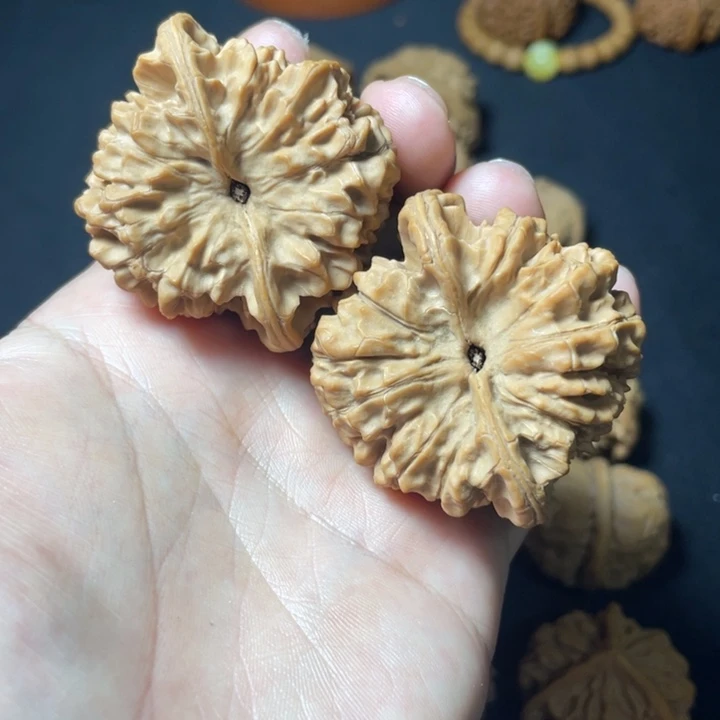 把件文玩核桃夹板官帽49mm尖有修