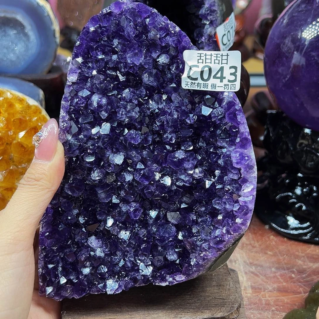 水晶大型摆件未镶嵌