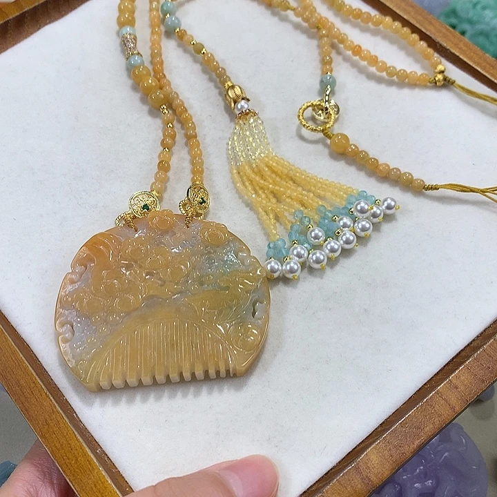 翡翠未镶嵌颈饰翡翠吊坠