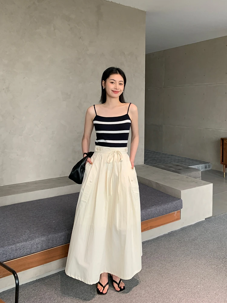 日系博主温柔长款半身裙高腰垂感显瘦大裙摆白色半裙春夏