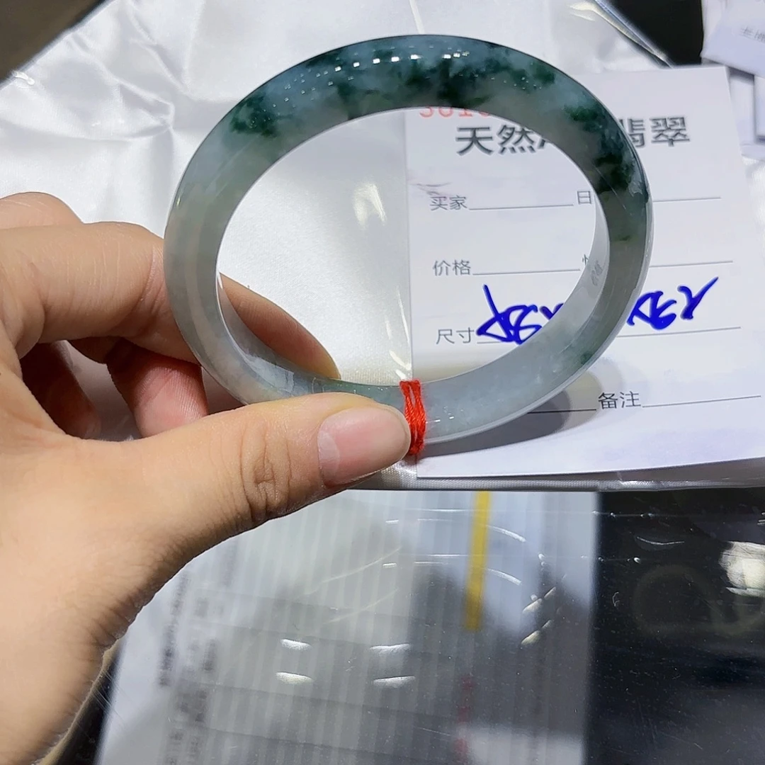 翡翠未镶嵌手镯翡翠手镯