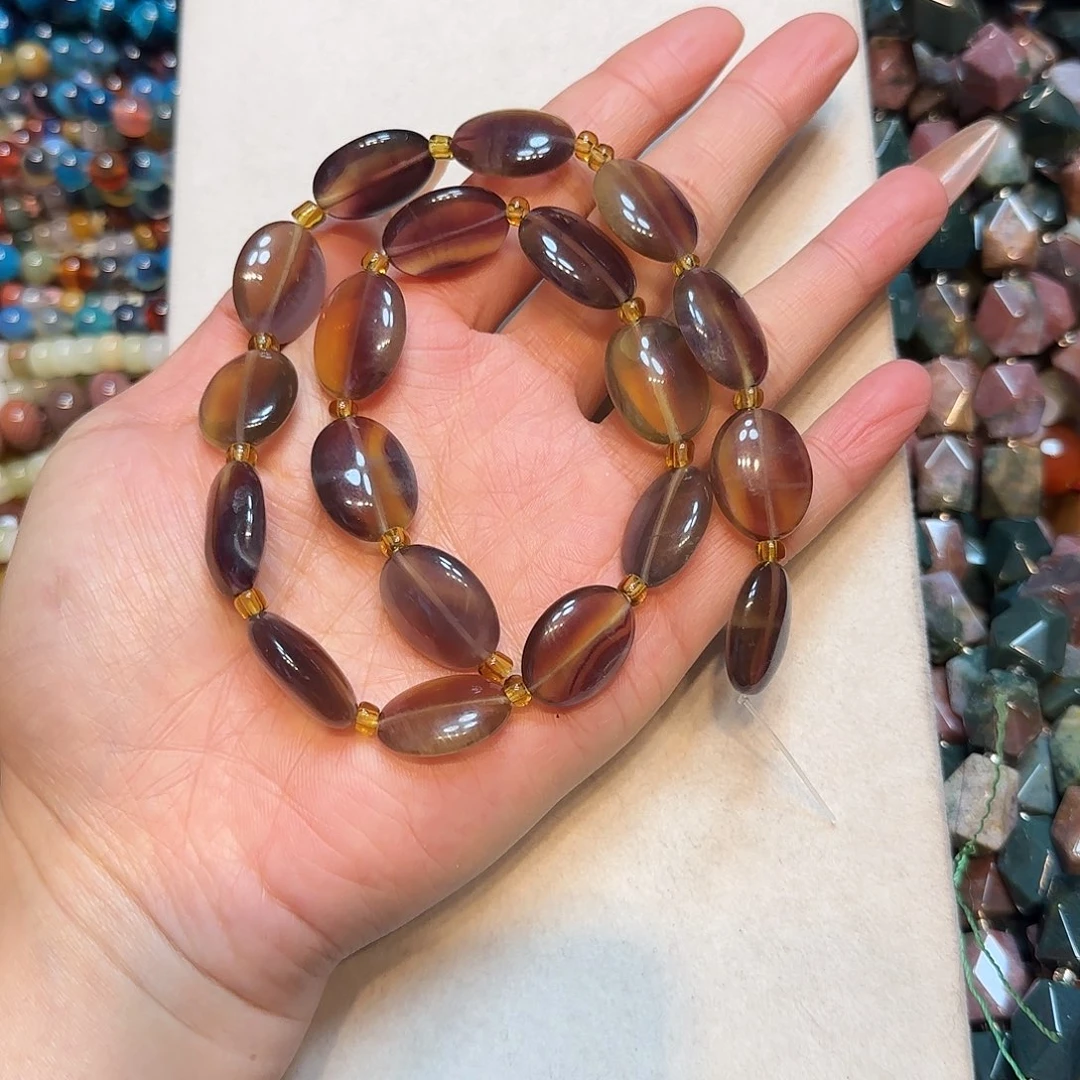 玛瑙/玉髓未镶嵌珠宝半成品天然莹石水晶一条