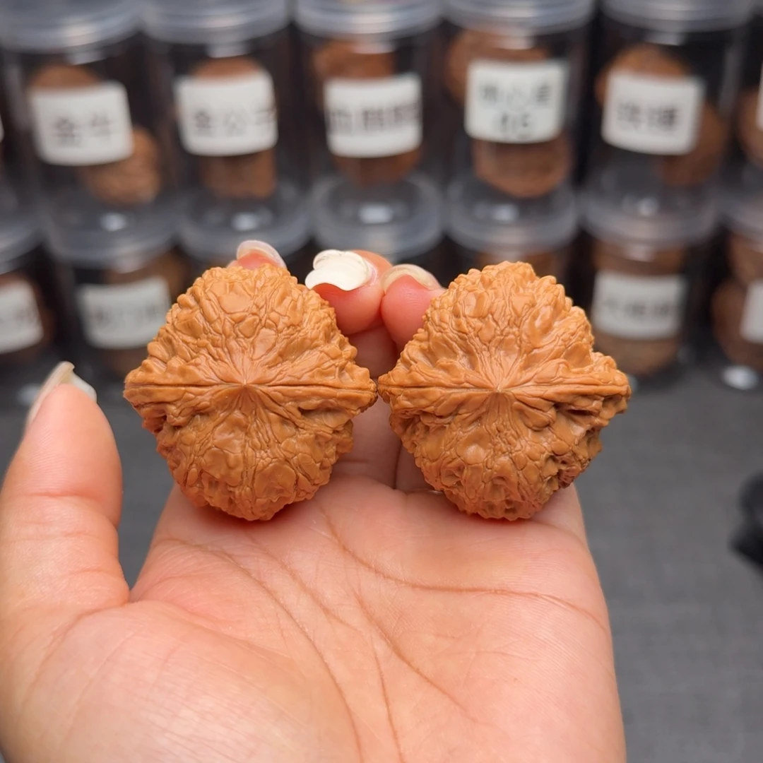 文玩核桃把件和尚头