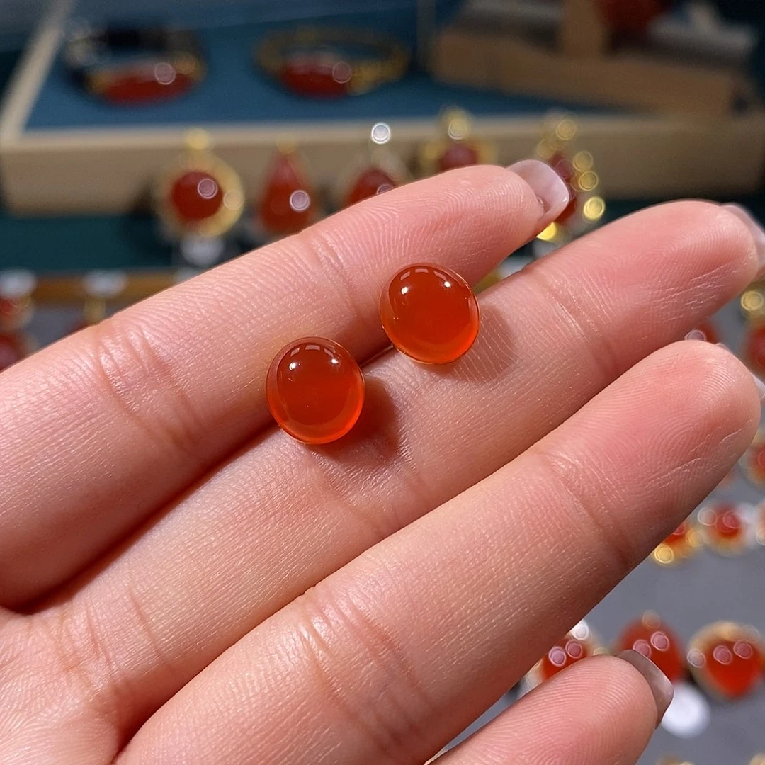 南红玛瑙耳饰18K金镶嵌