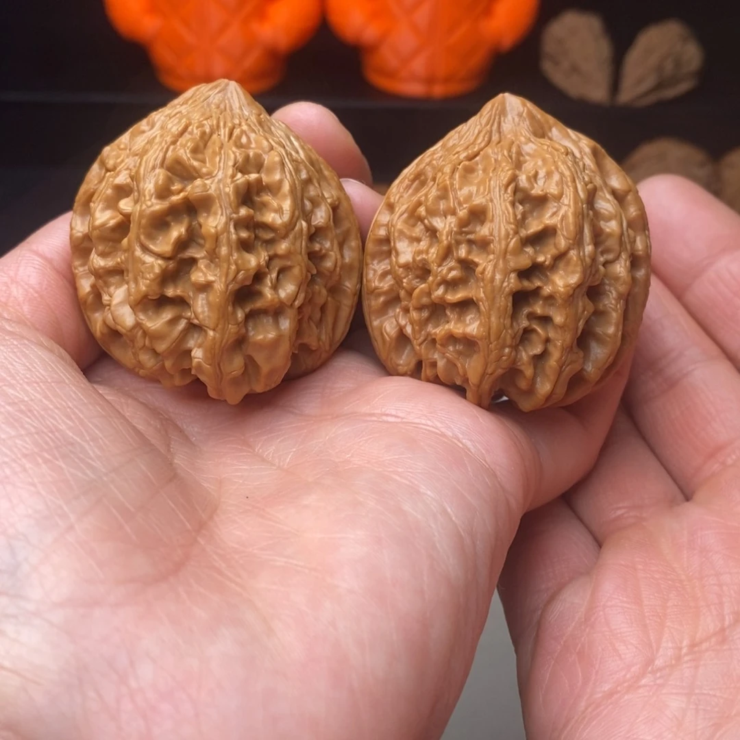 吊坠文玩核桃大谷石