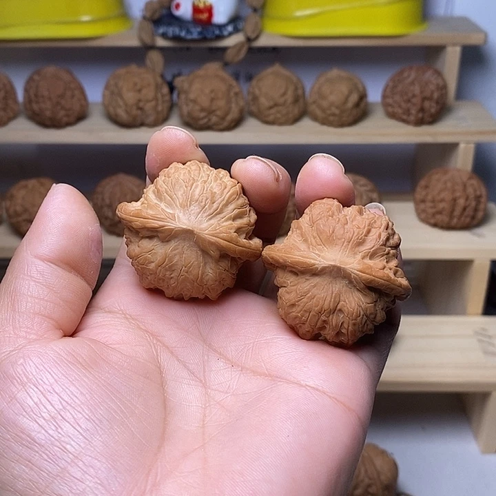 核桃40尺血麒麟骨质硬皮质好