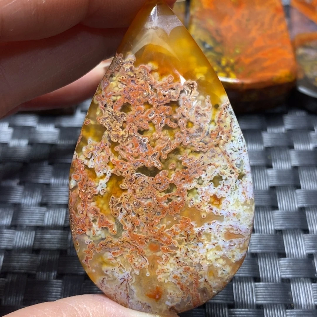 玛瑙/玉髓挂件未镶嵌