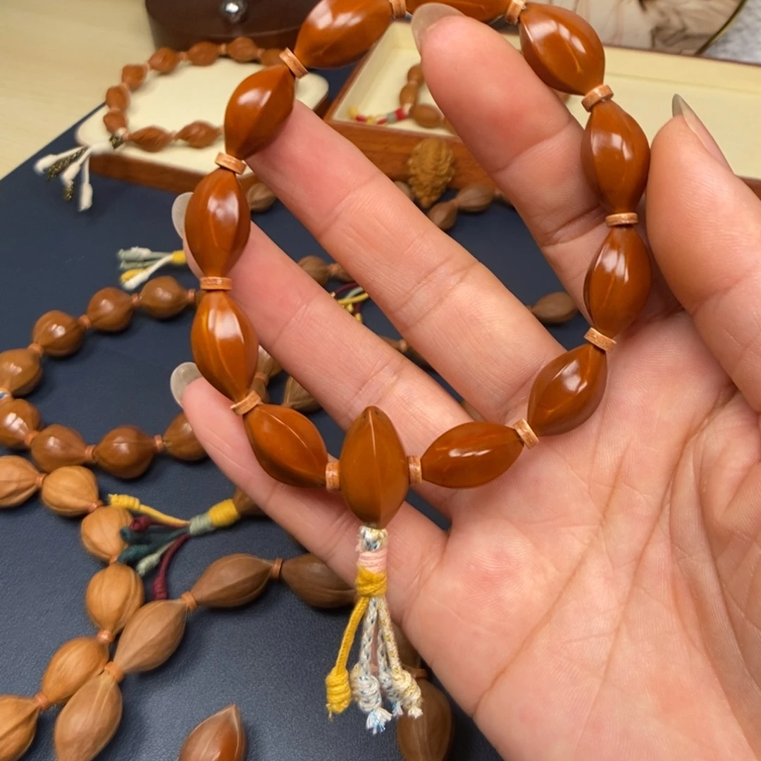 ****手串/手链橄榄核小籽鲨鱼背