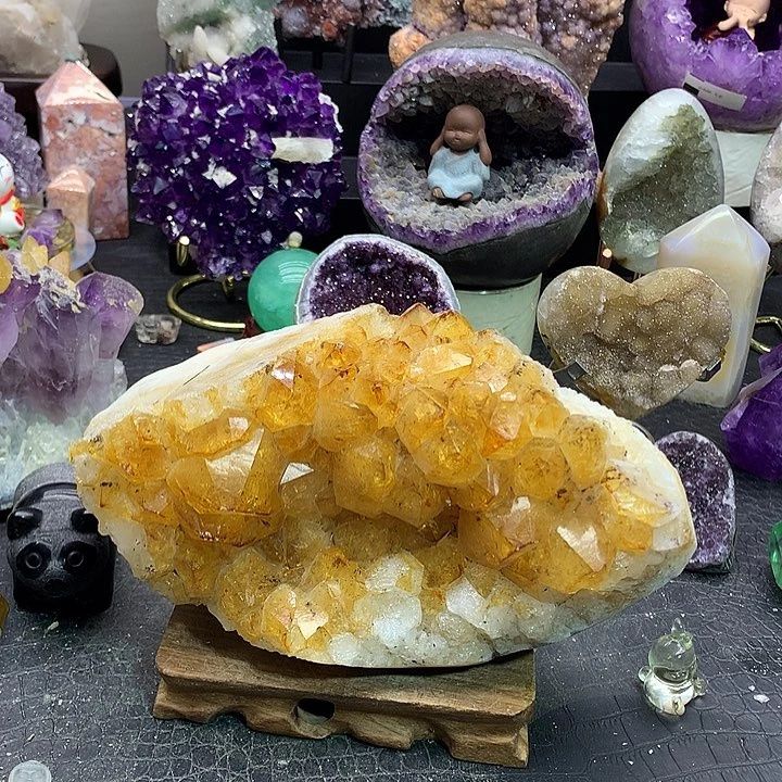 水晶大型摆件（非配饰）未镶嵌