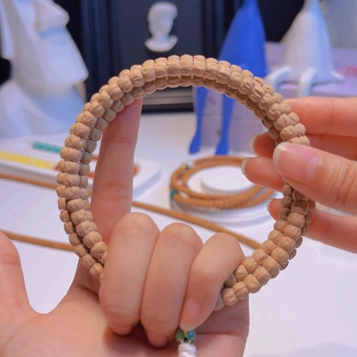 帅***）柏香籽/百香籽吊坠