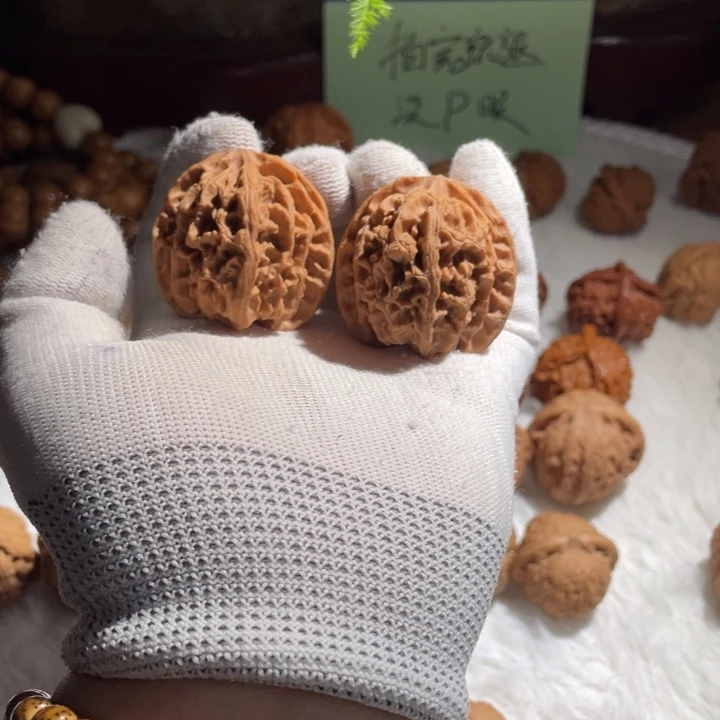 文玩核桃把件16苹果园