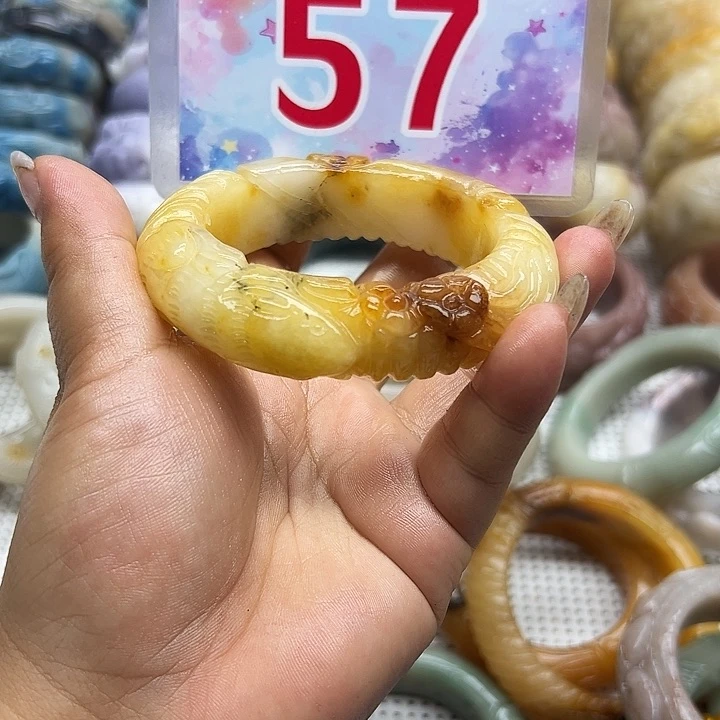 石英岩玉手镯未镶嵌