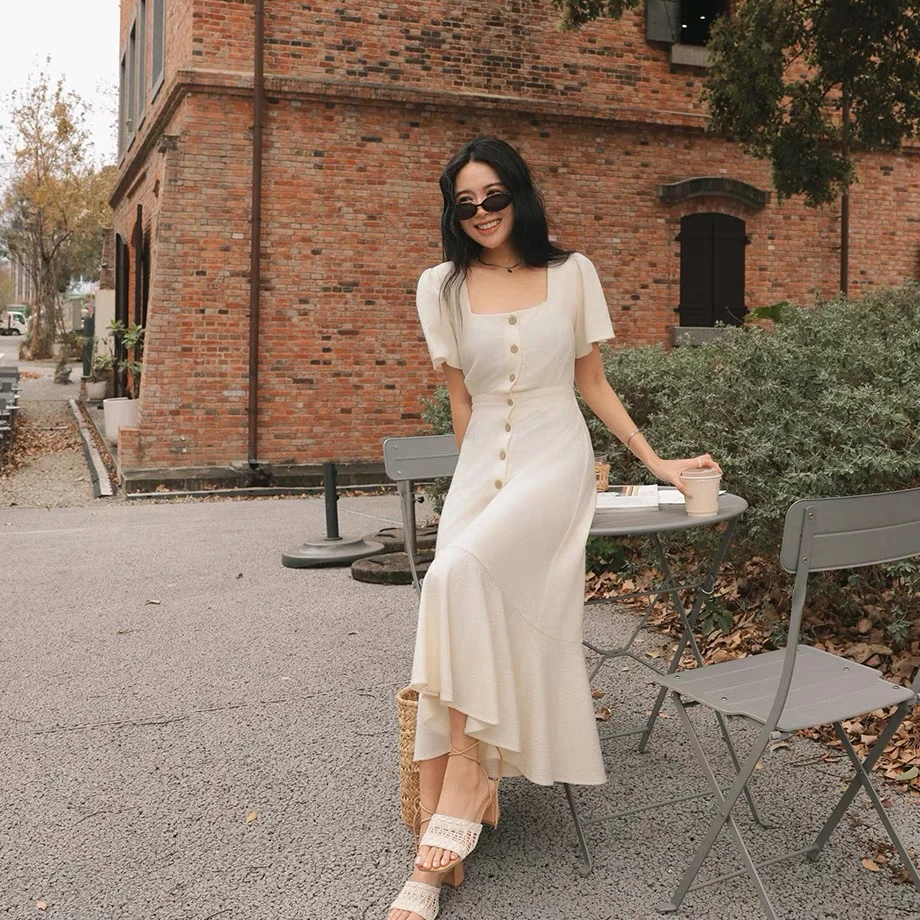 L2543夏季2025年方领知性压纹收腰鱼尾长裙短袖连衣裙