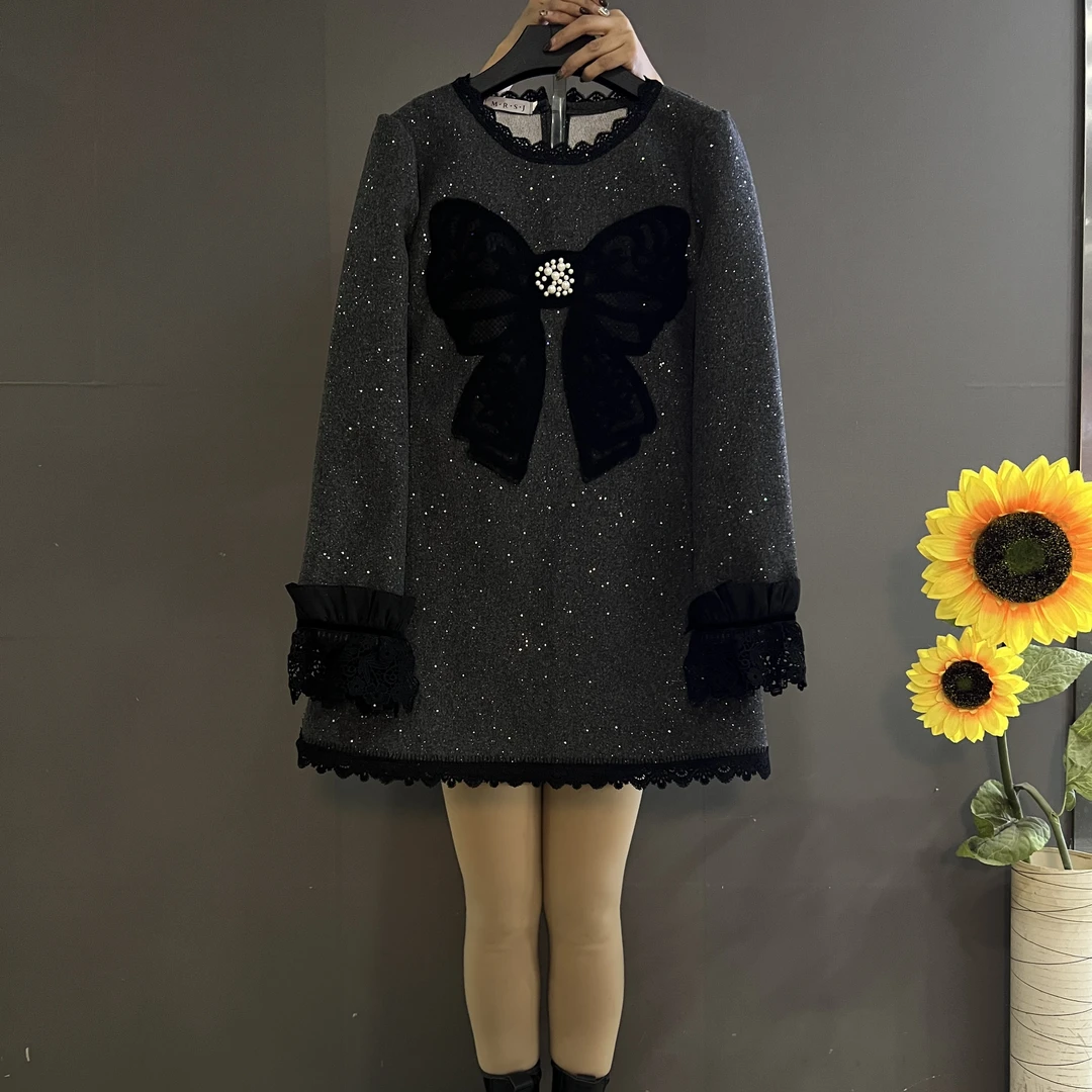轻奢风时尚减龄蝴蝶结遮肚显瘦亮闪闪大码卫衣裙（衣长85）
