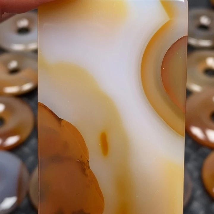 玛瑙/玉髓未镶嵌颈饰