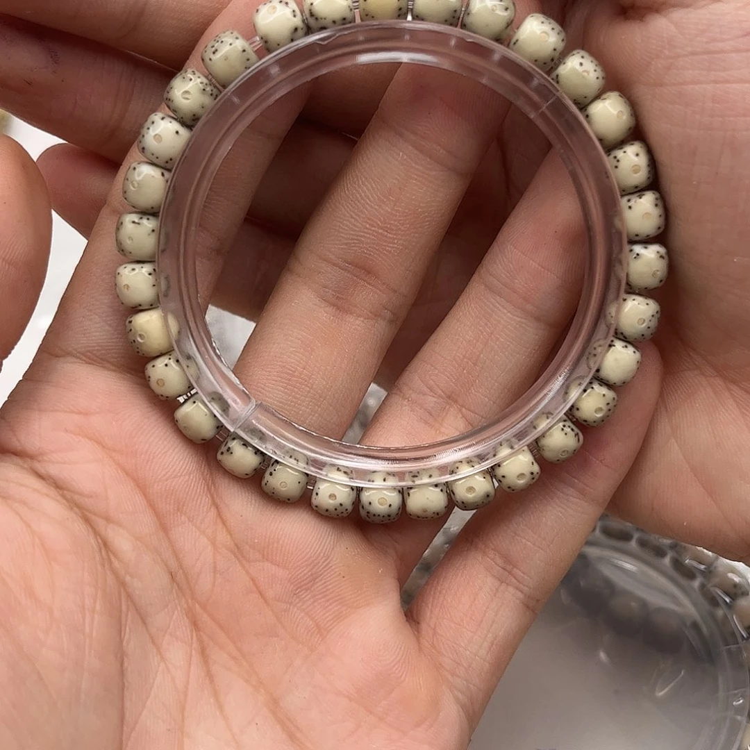 星月菩提吊坠a13。