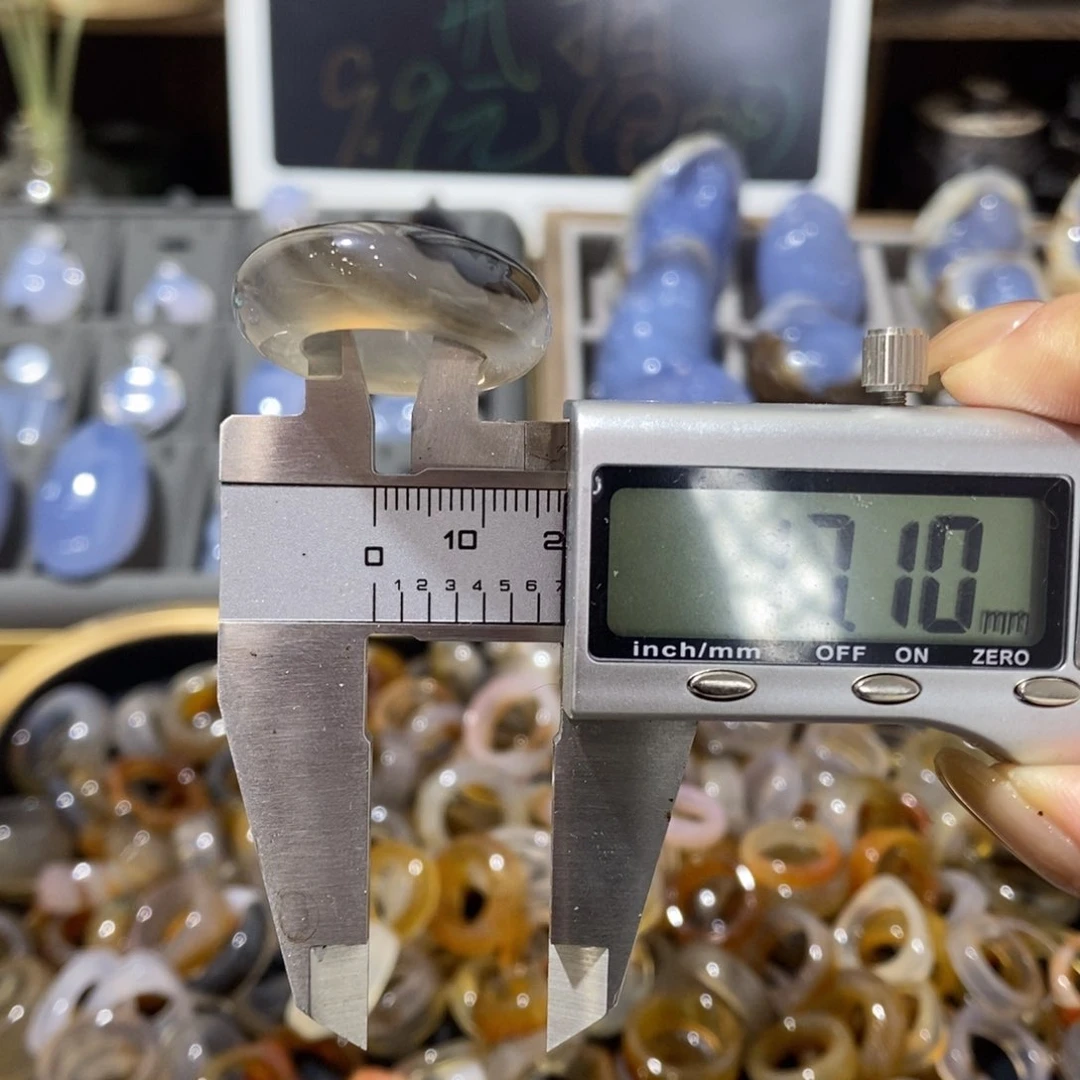 未镶嵌玛瑙/玉髓珠宝奇石