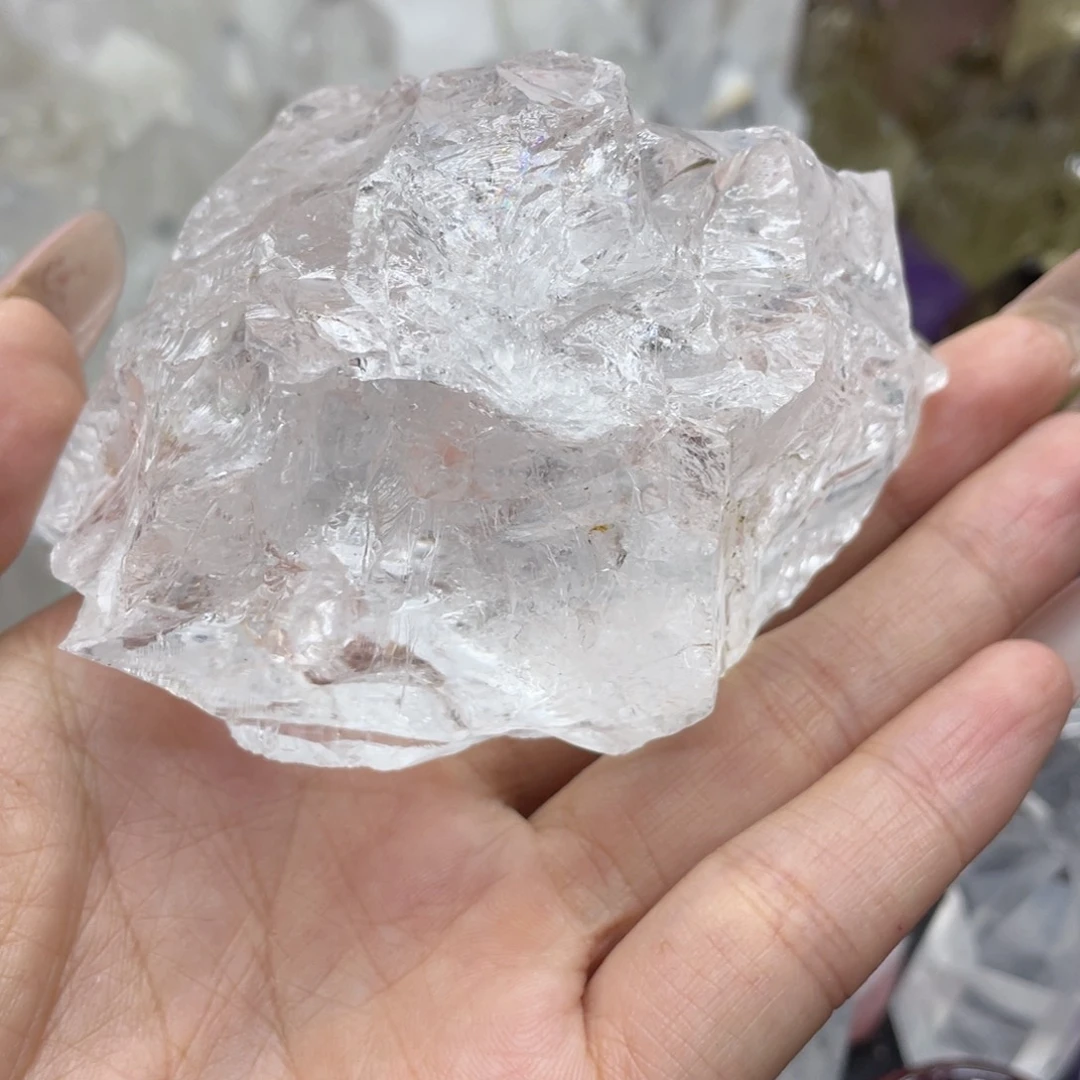 150未镶嵌水晶小**呀白水晶原石