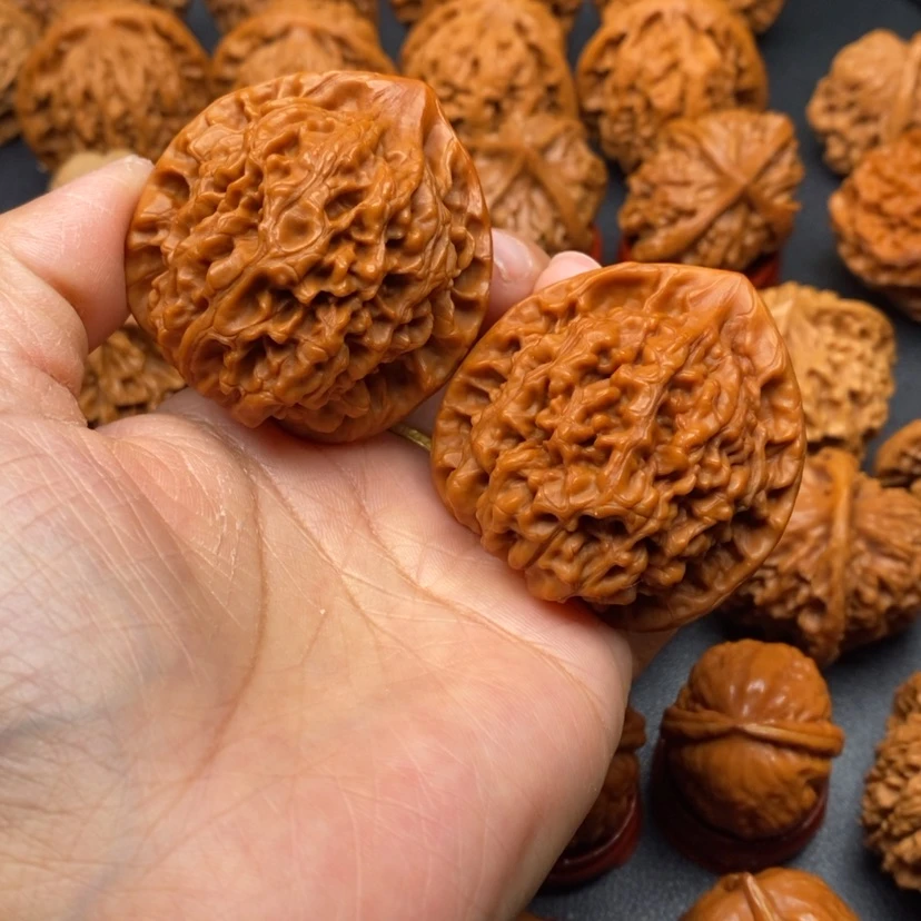 【闪购商品】文玩核桃把件45官帽