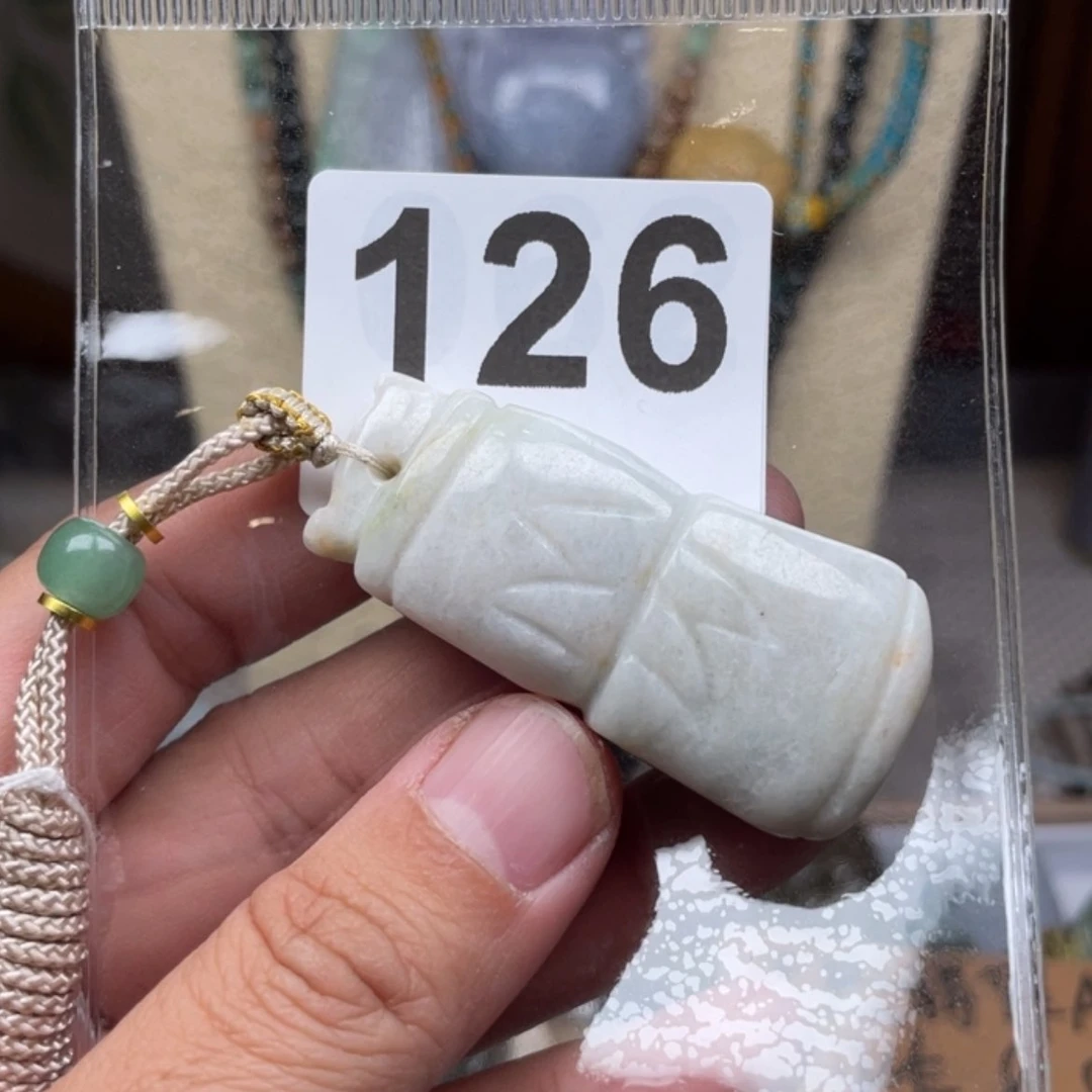 【闪购商品】翡翠颈饰未镶嵌释*!翡翠