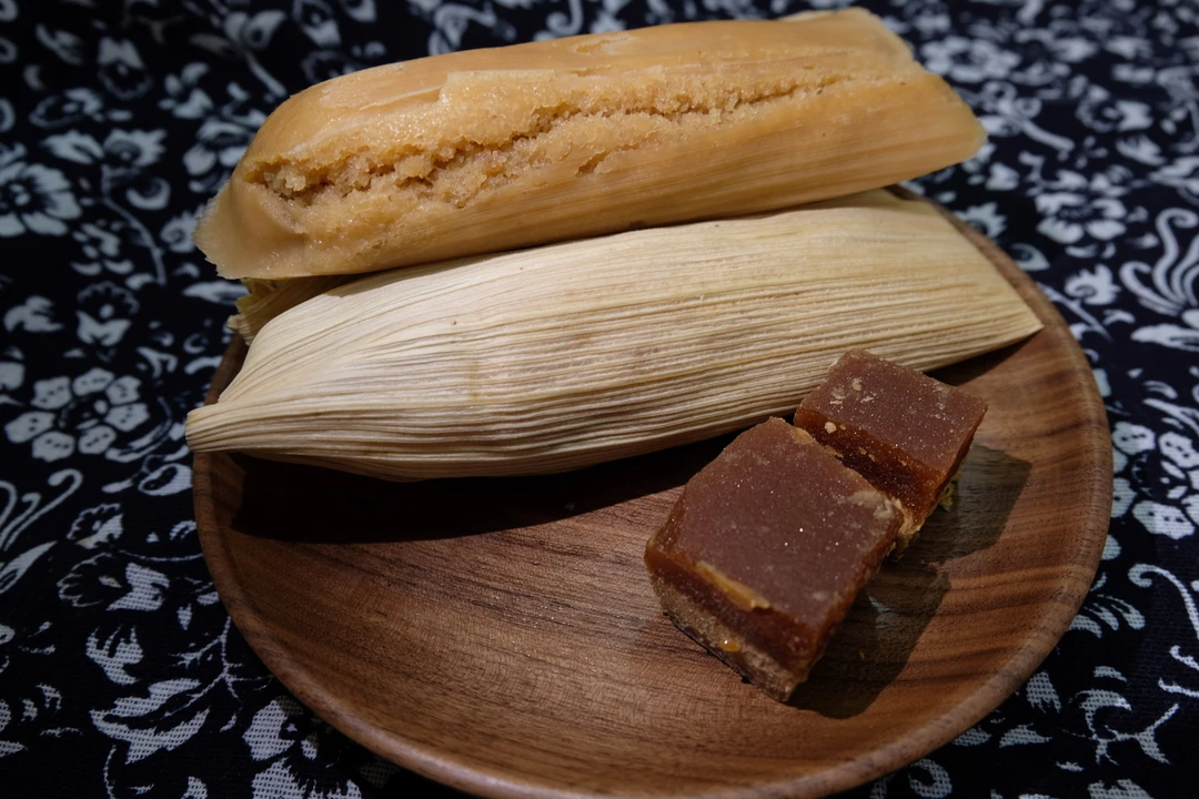 冻粑叶儿粑混装眉山特产小吃