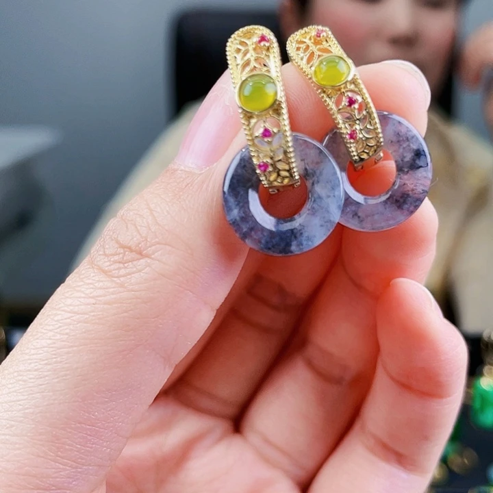 翡翠耳饰未镶嵌饰品