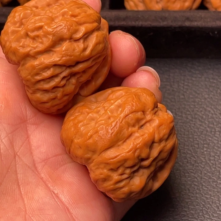 文玩核桃吊坠秦岭野生核桃