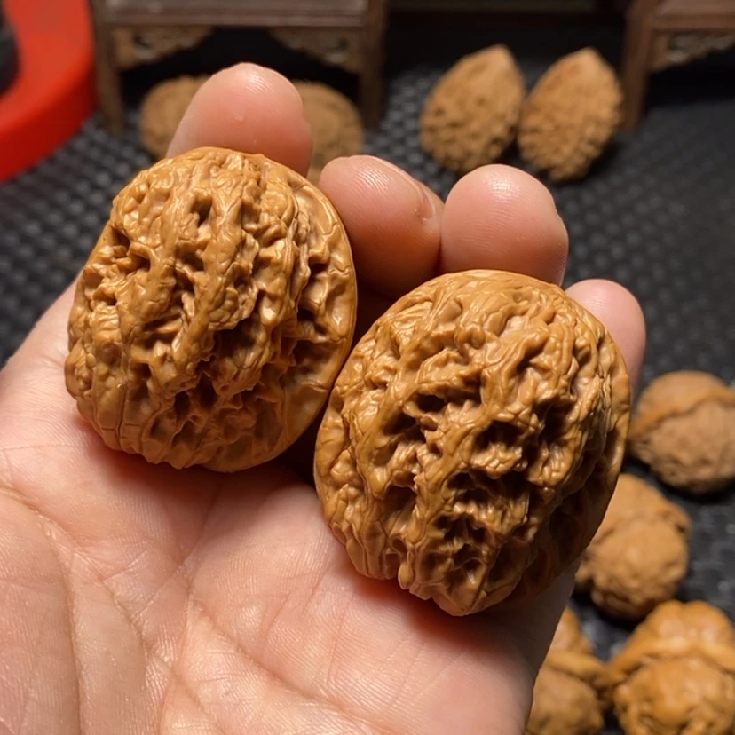 【闪购商品】文玩核桃吊坠40尺，有修将军榜