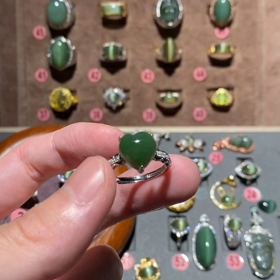 和田玉未镶嵌戒指