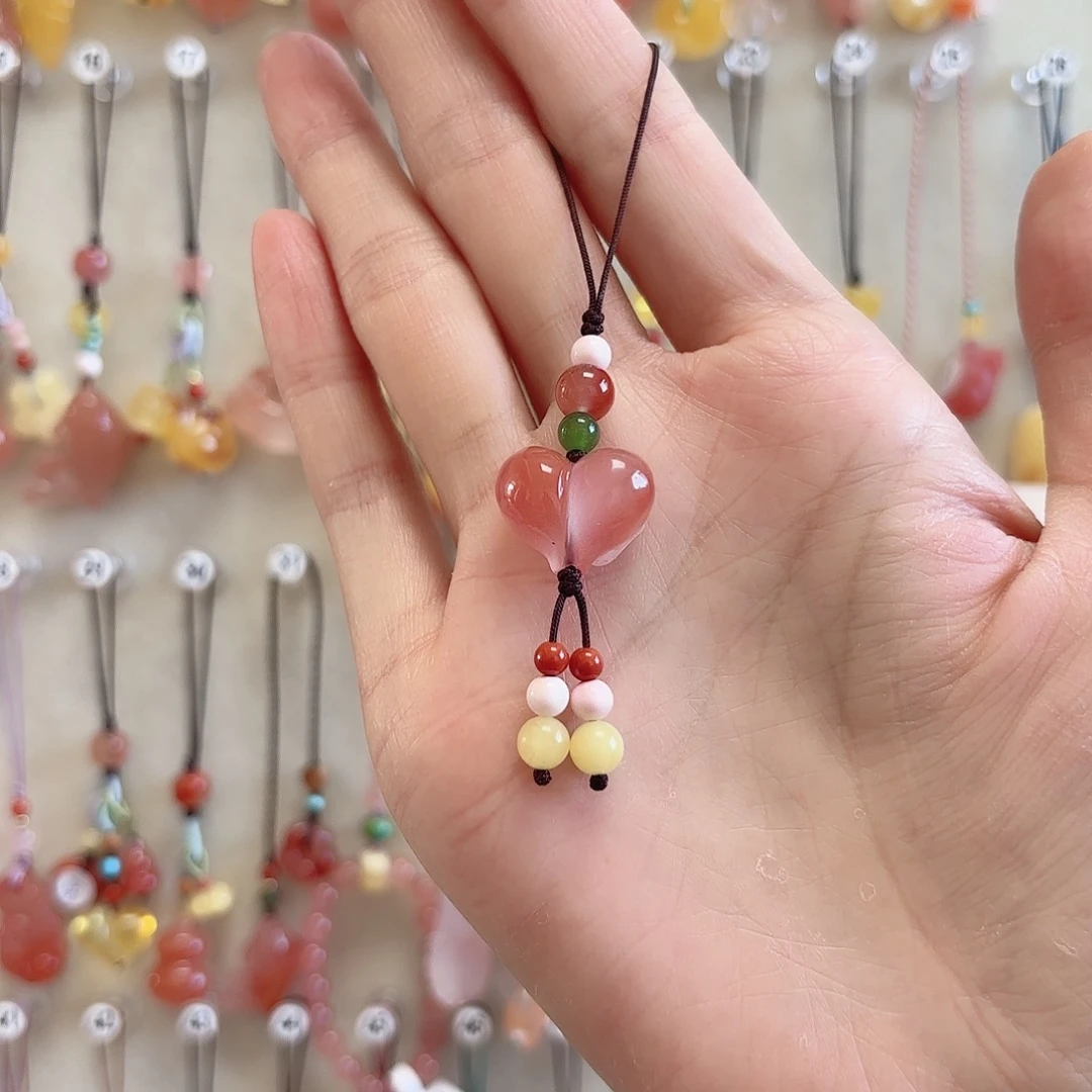 南红玛瑙未镶嵌吊坠(赠链)