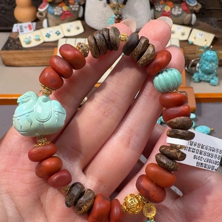 绿松石18K金镶嵌手串唐马