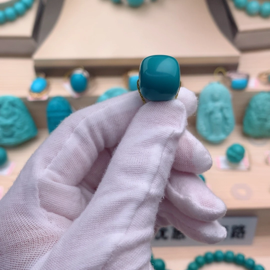 绿松石珠宝奇石未镶嵌15.2*13.7mm