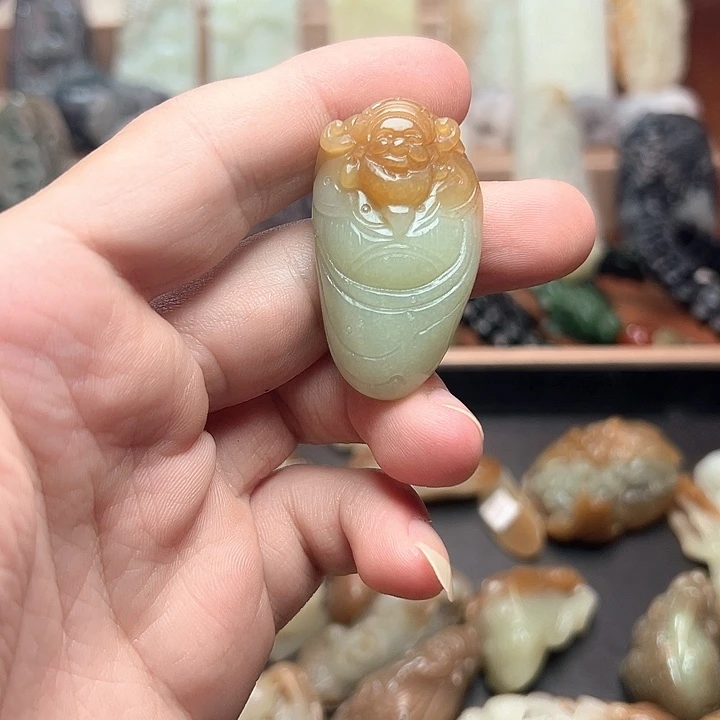 颈饰未镶嵌和田玉
