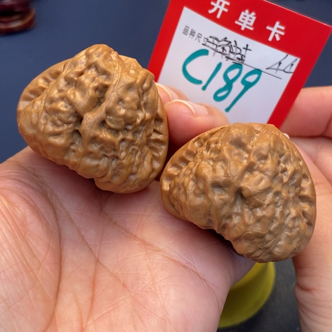 文玩核桃吊坠文玩核桃