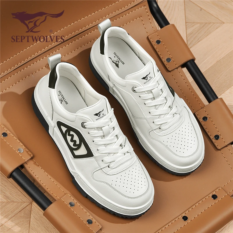 七匹狼小白鞋男款秋季透气男鞋时尚百搭休闲鞋内增高厚底运动板鞋