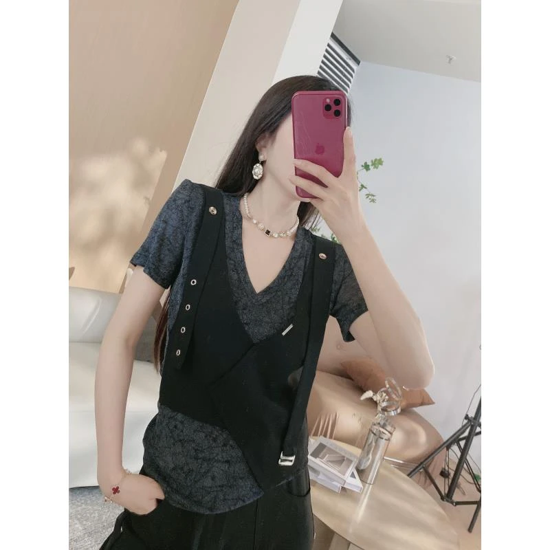 【橦颜女装】假两件拼接帅气百搭T恤8888