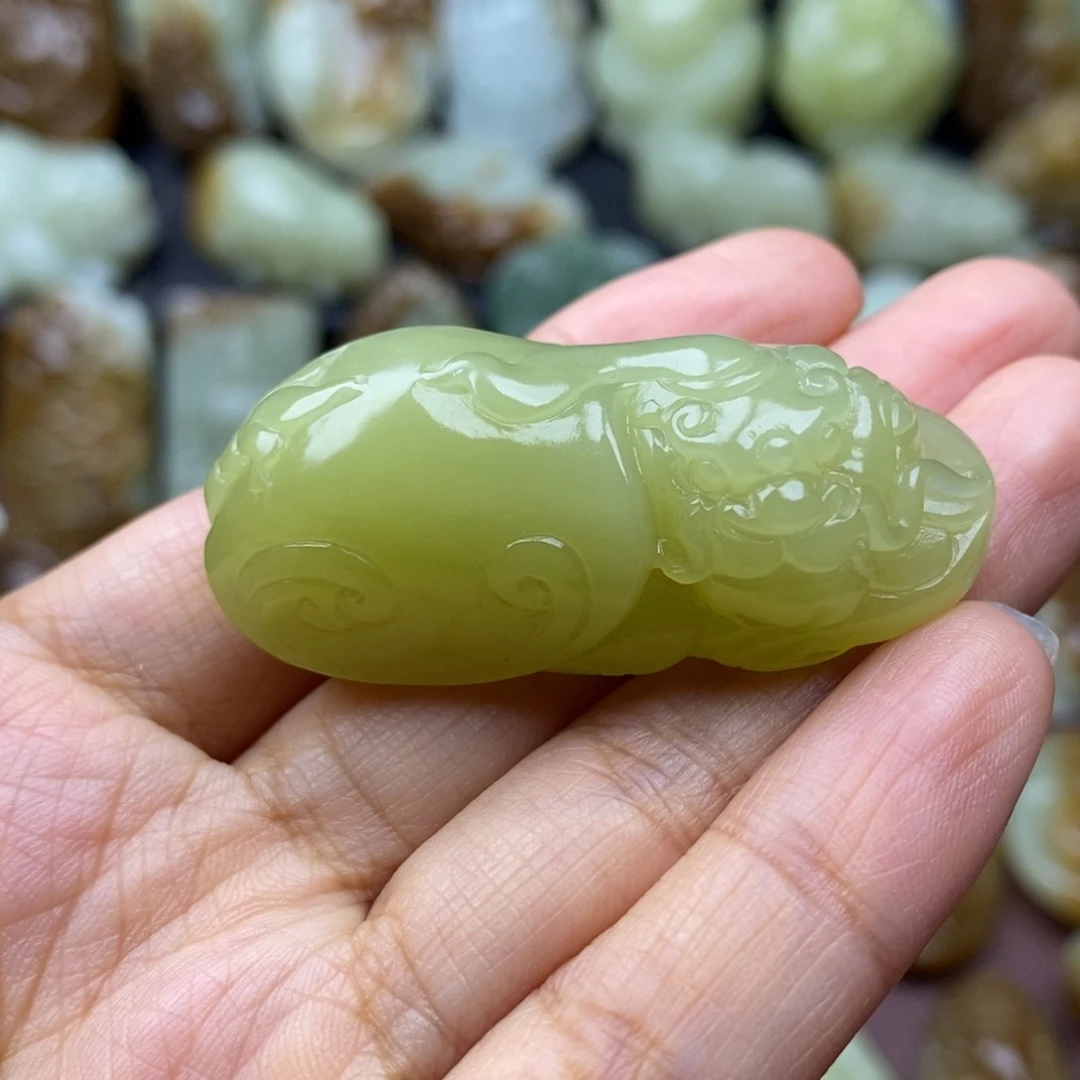 项链未镶嵌和田玉（糖玉）